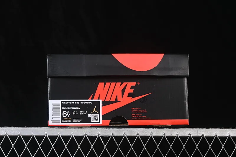 All categories Air Jordan Jordan series basketball shoes Air Jordan 1 Low Air Jordan 1 Low "Floral Swoosh" AJ1 Joe 1 flower embroidery low-top cultural casual sneakers IF4391-100